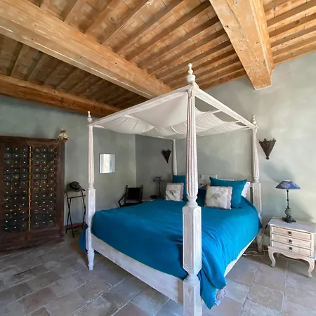 La Maison Des Lauriers 3*